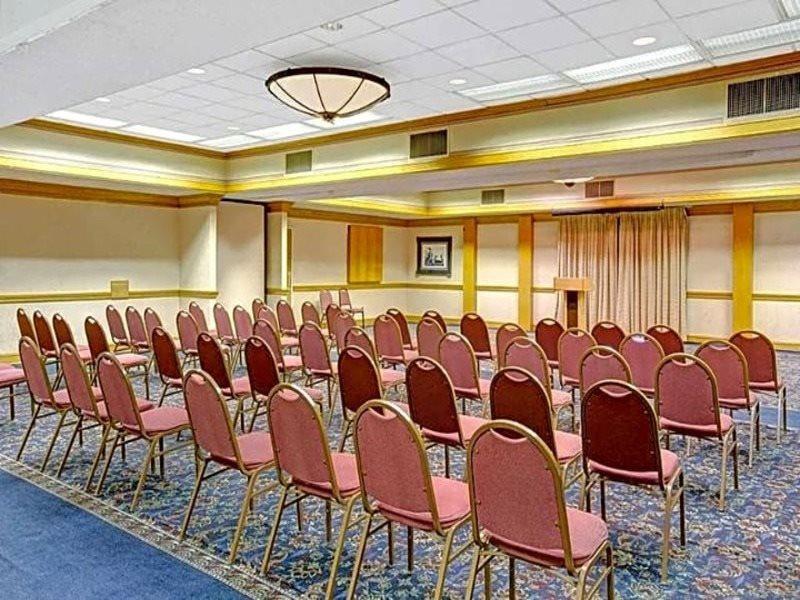 Days Inn Lake Norman Cornelius Kültér fotó