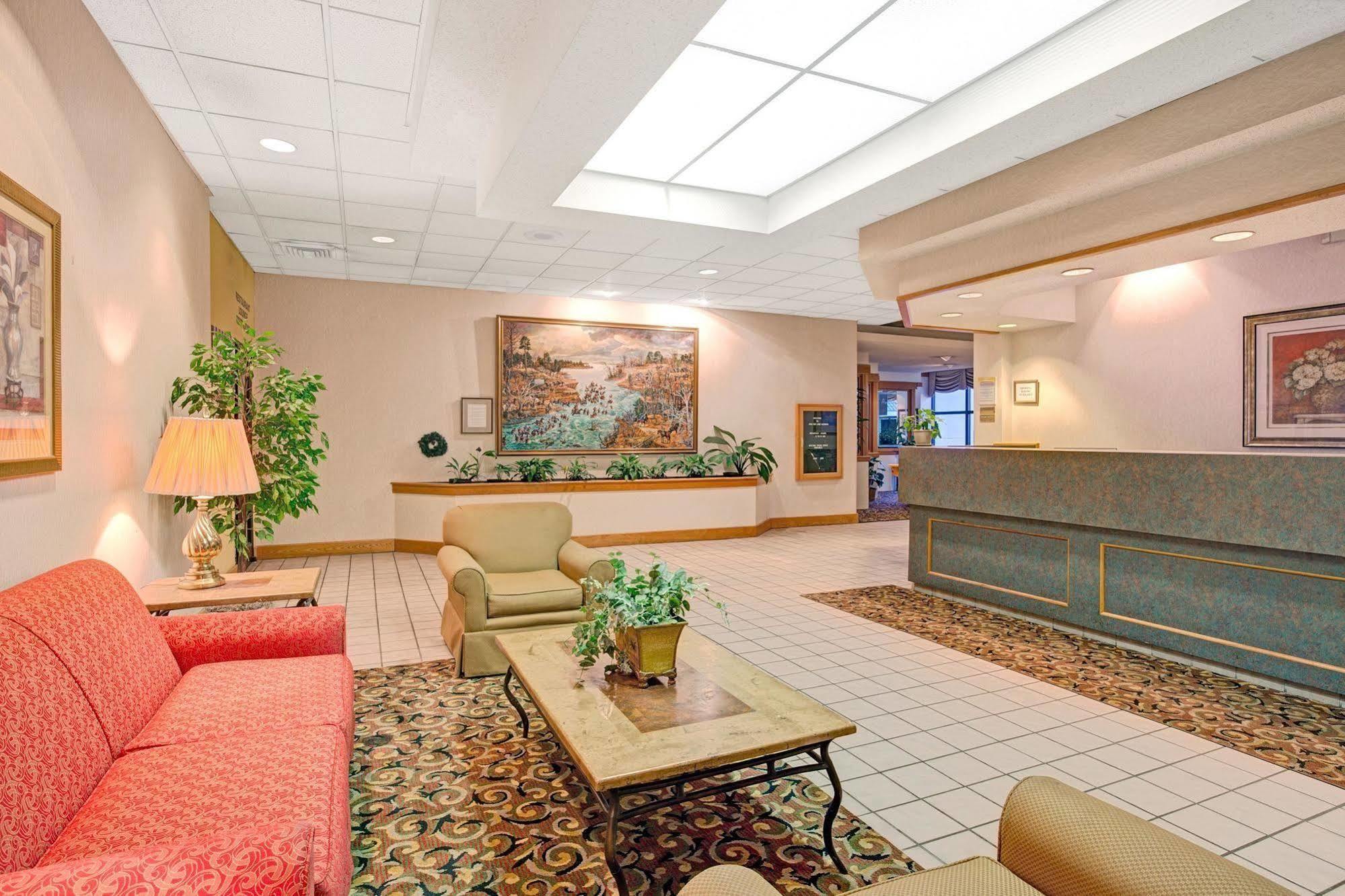 Days Inn Lake Norman Cornelius Kültér fotó