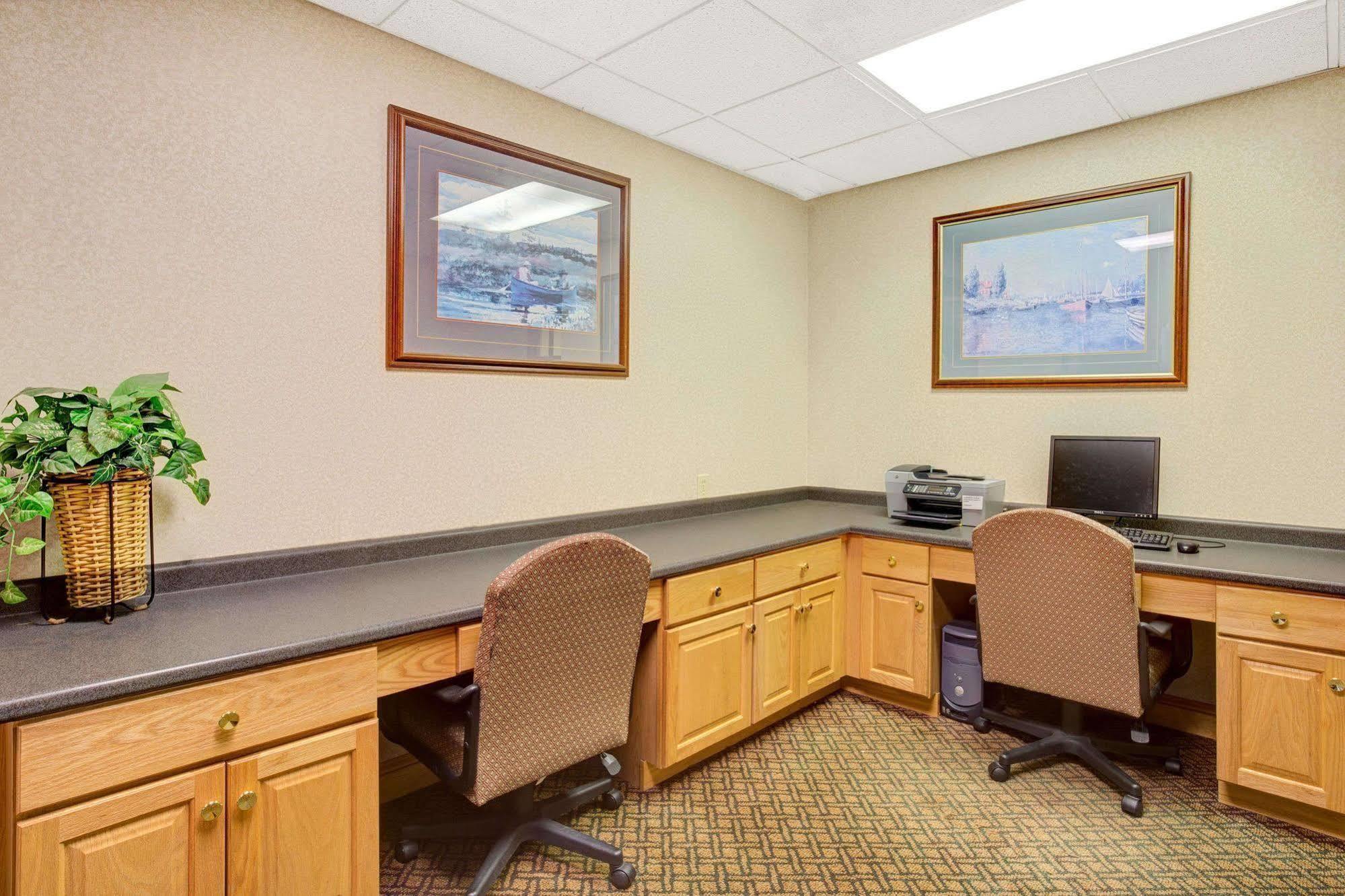 Days Inn Lake Norman Cornelius Kültér fotó