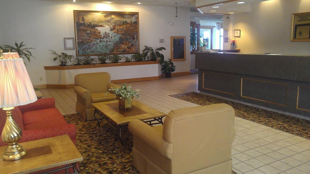 Days Inn Lake Norman Cornelius Beltér fotó